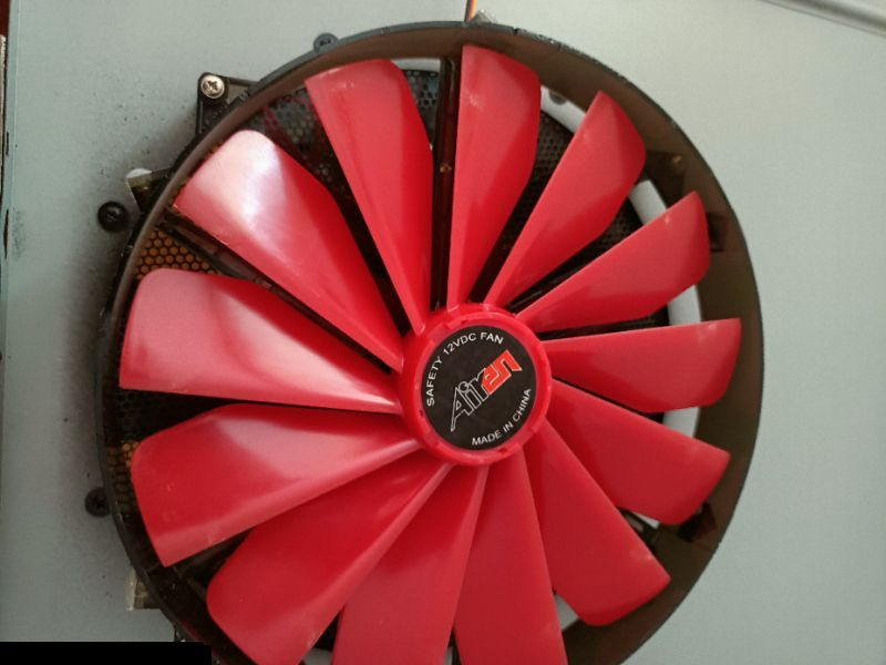 Stolní počítač vč.originál Windows, Office a WIFI antény - 6