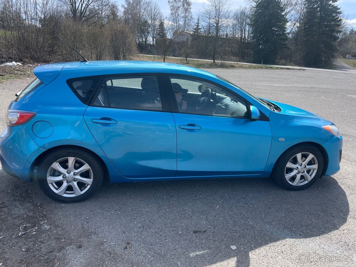 Mazda 3 hatchback - 6