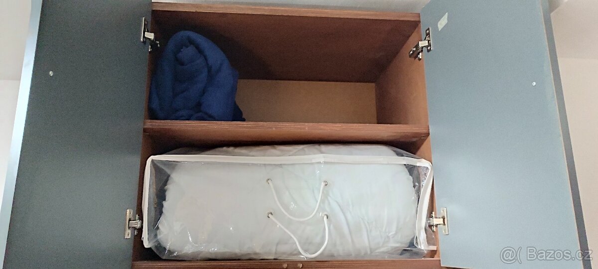 Dřevěná šatní skříň s nástavcem - 6