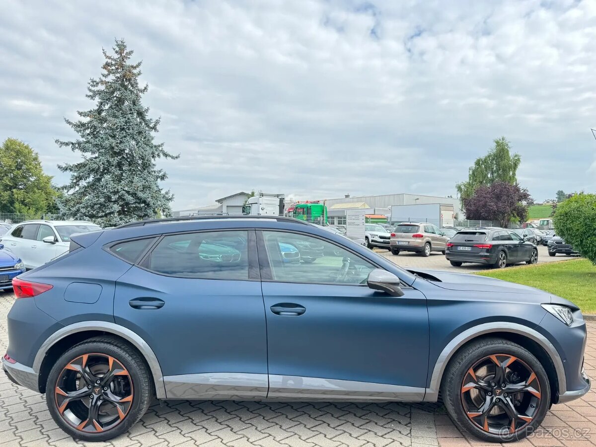 Cupra Formentor VZ 1,4TSi 180kw e-hybrid DSG MATT+EL značky - 6