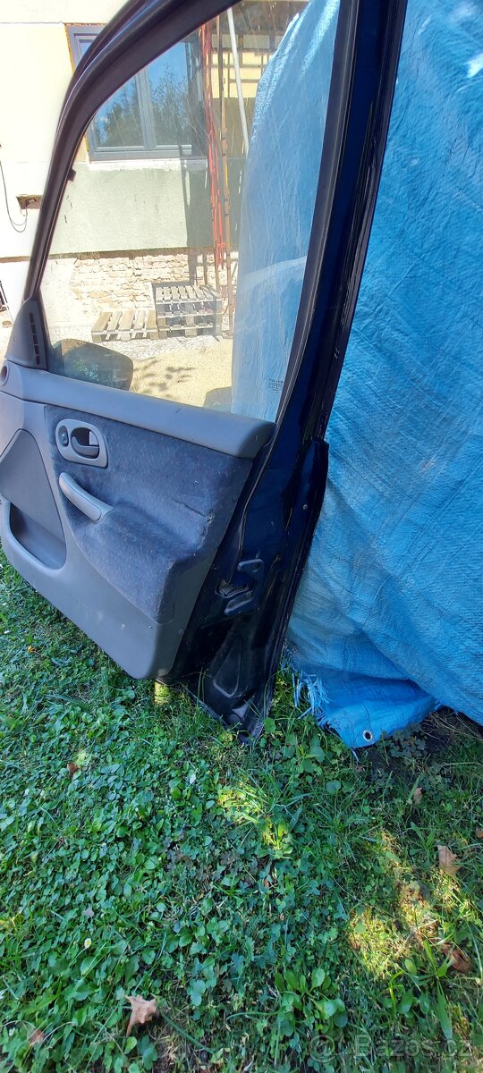 DVEŘE FORD MONDEO MK I - PP - 6