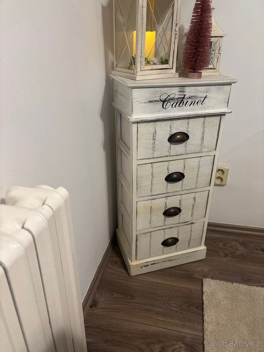 Komoda - 6