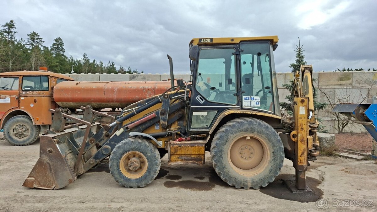 CAT 432D - 6