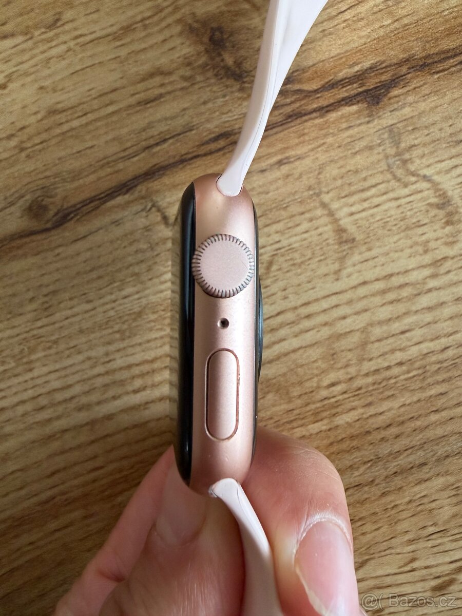 Apple Watch SE 44mm - 6