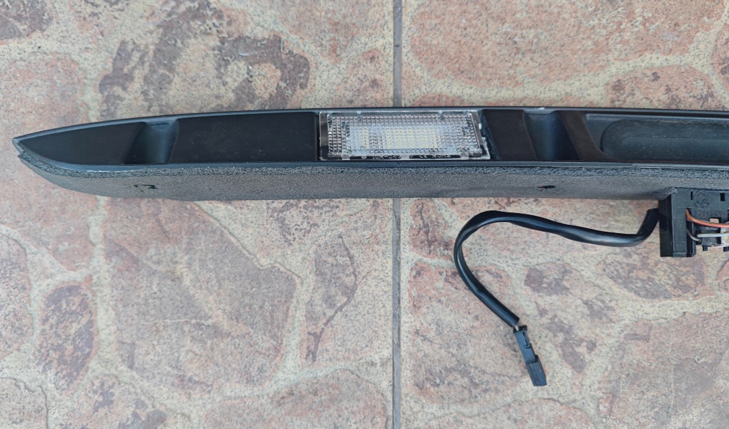 BMW E46 originál zadní lišta s LED světly - 6