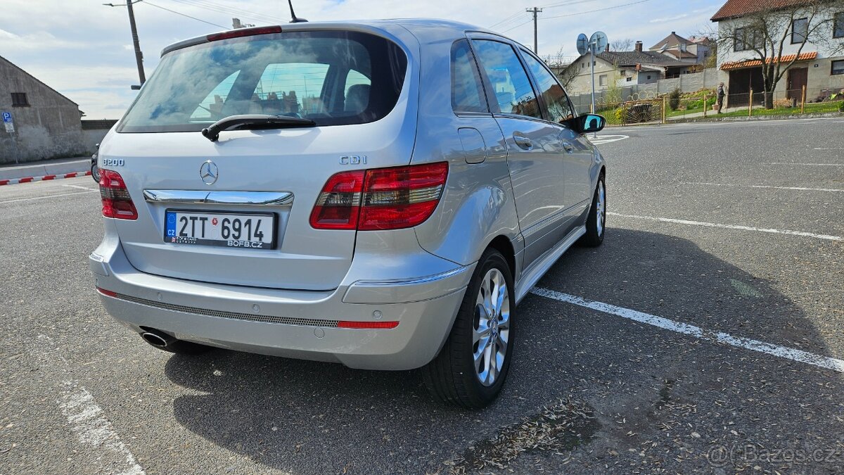 Mercedes-Benz W245 - 6