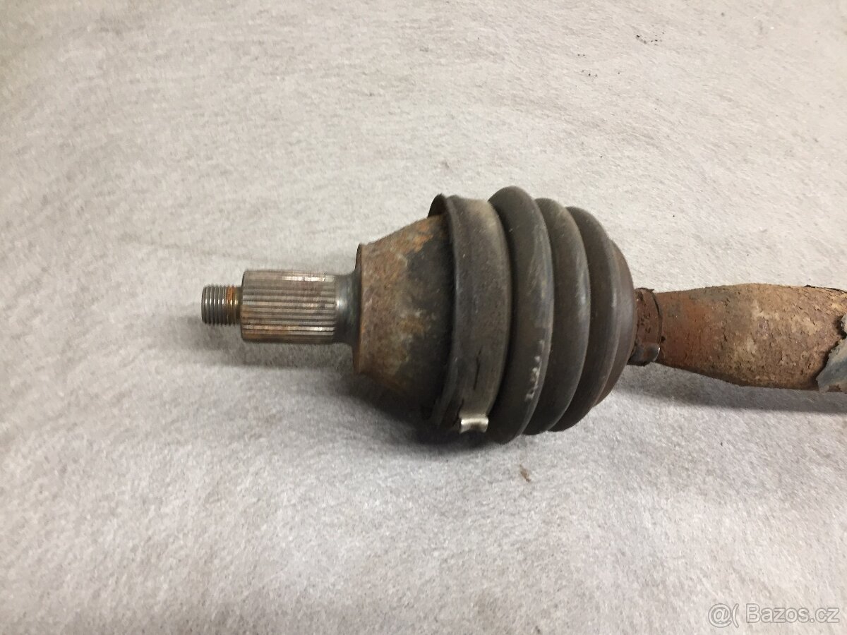 ŠKODA FABIA 2 1.4 63KW 2007-2014 - POLOOSY - 6