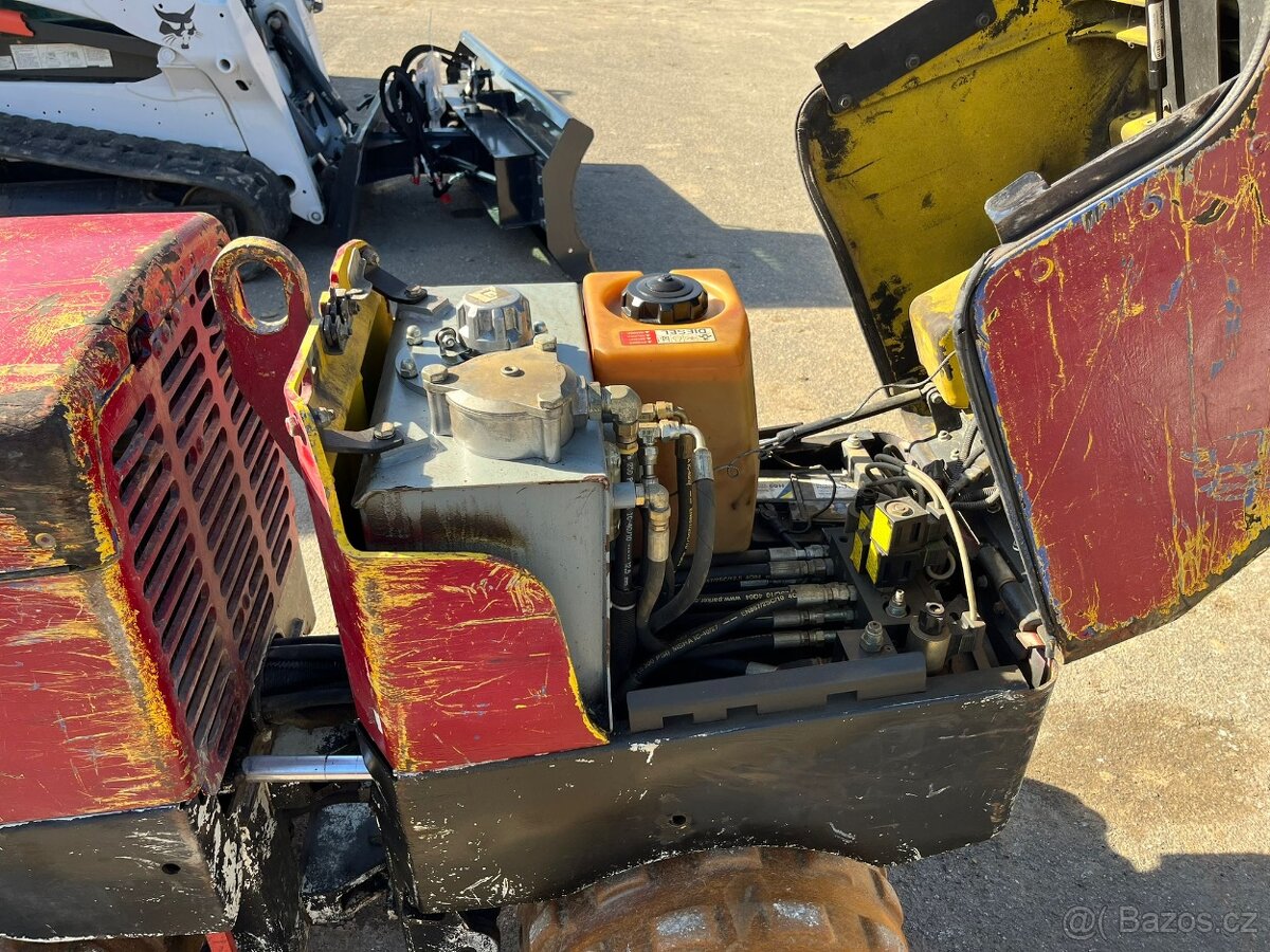 Vibrační ježkový válec RT 82 - 6