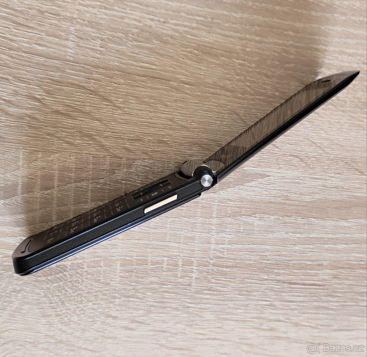 TLAČÍTKOVÝ MOBILNÍ TELEFON SENCOR ELEMENT P031V - 6