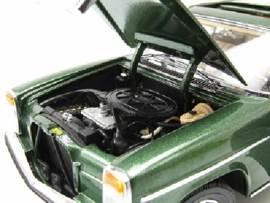 Model 1:18 Rare Mercedes 280 C8 W115 1973 SunStar - 6