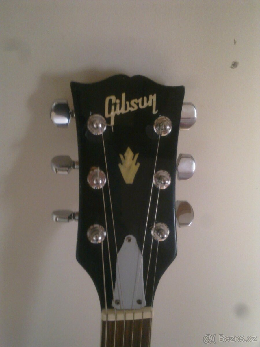 Prodám kopii kytary Neil Young Old Black - 6