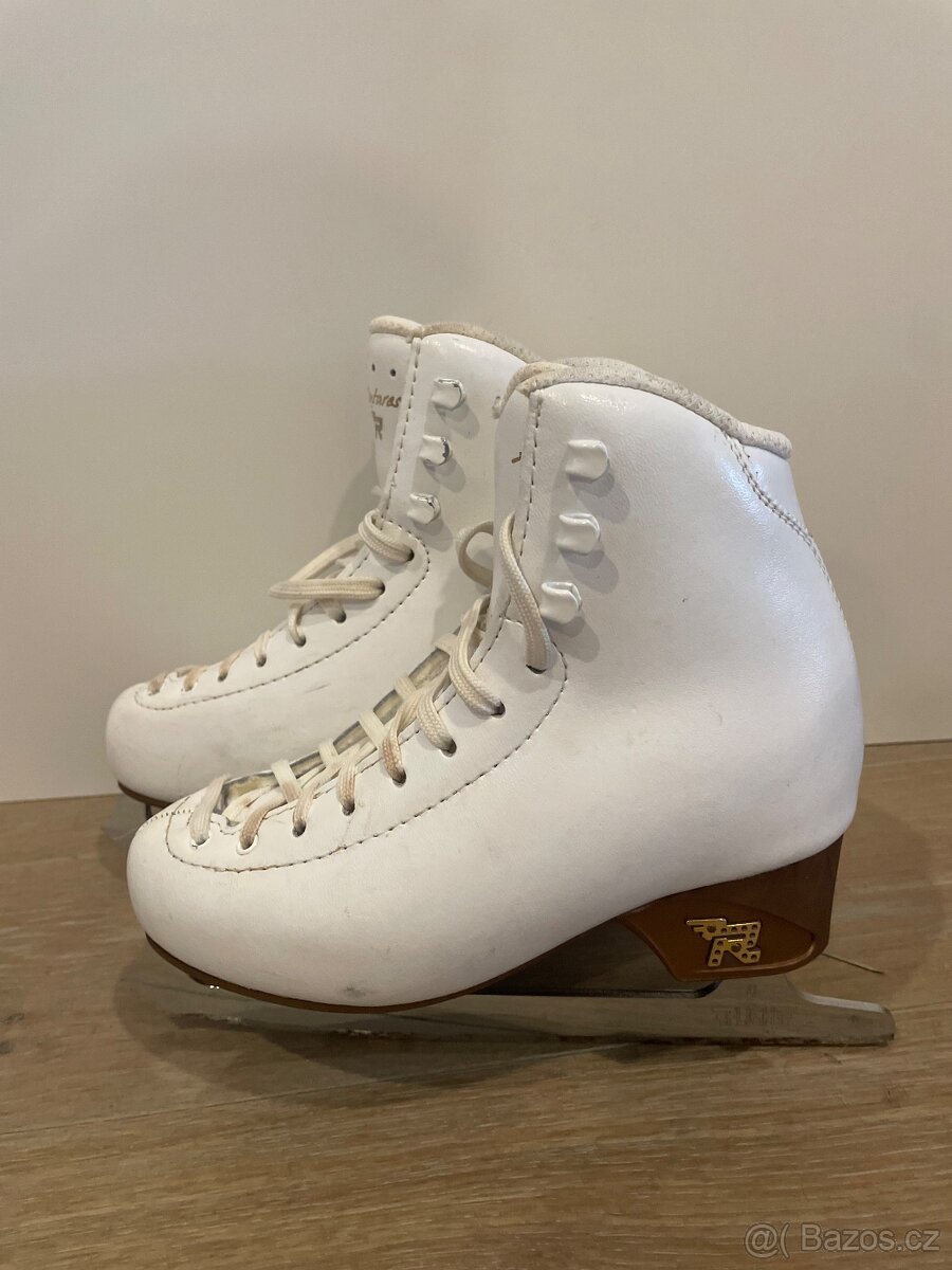 Dětské brusle na krasobrusleni Risport - 6