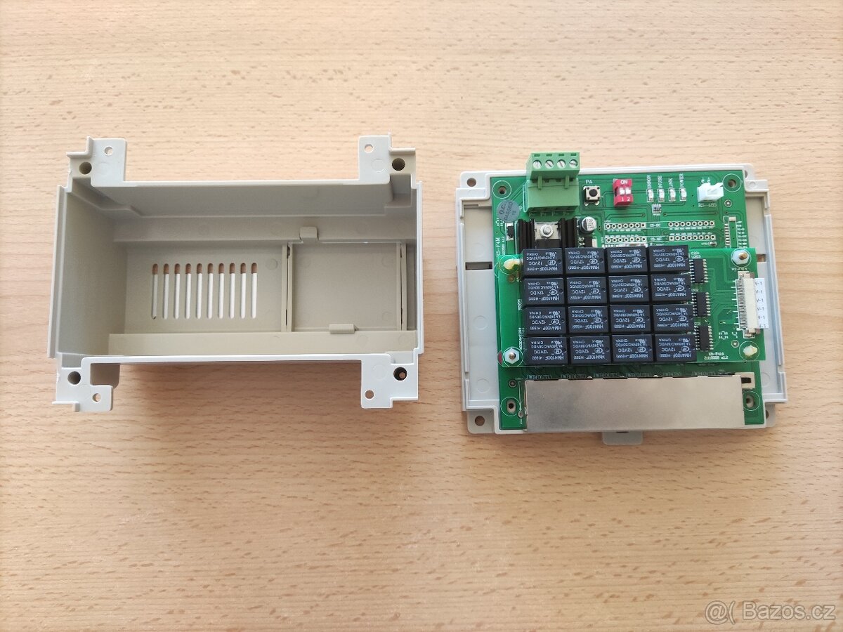 Krabička na DIN lištu (XtendLan DPA-C5-F422) - 6