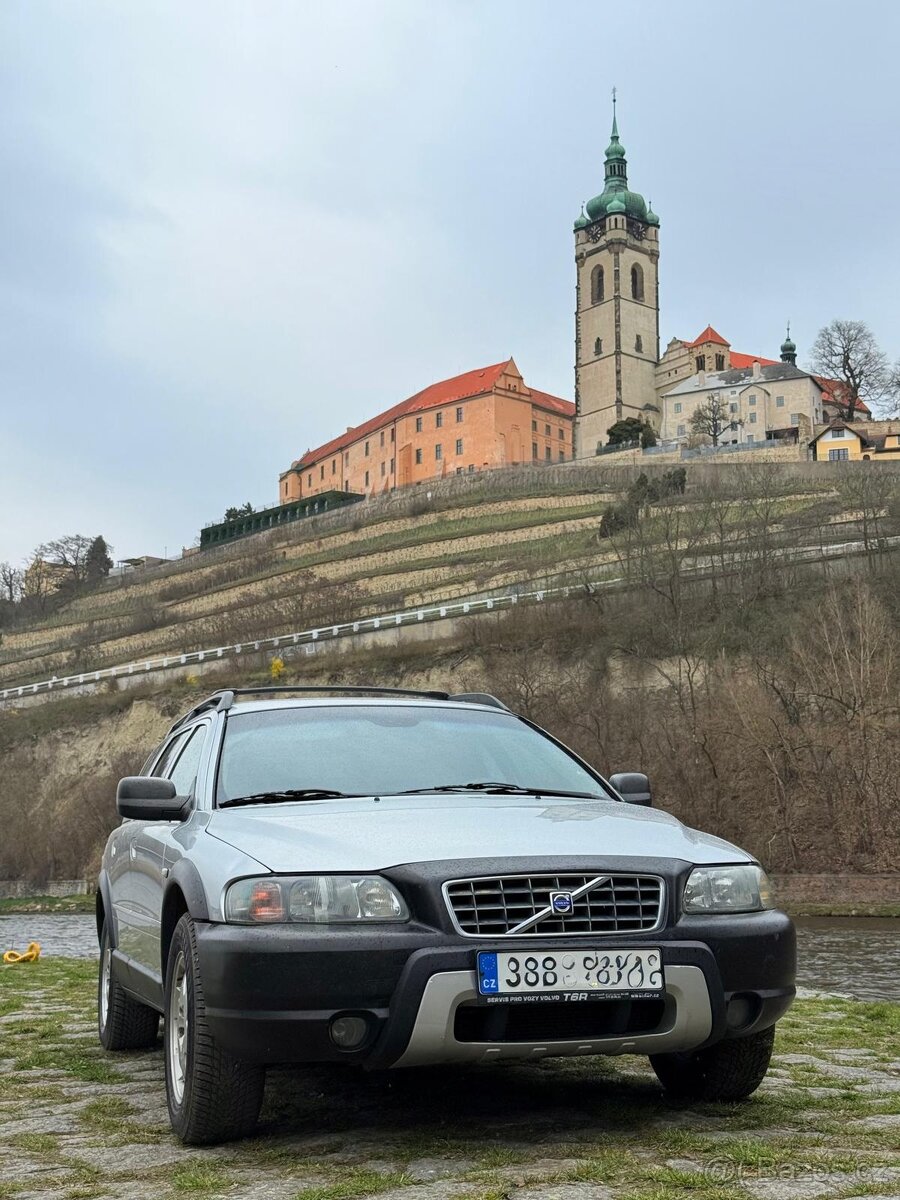 VOLVO XC70 - 6