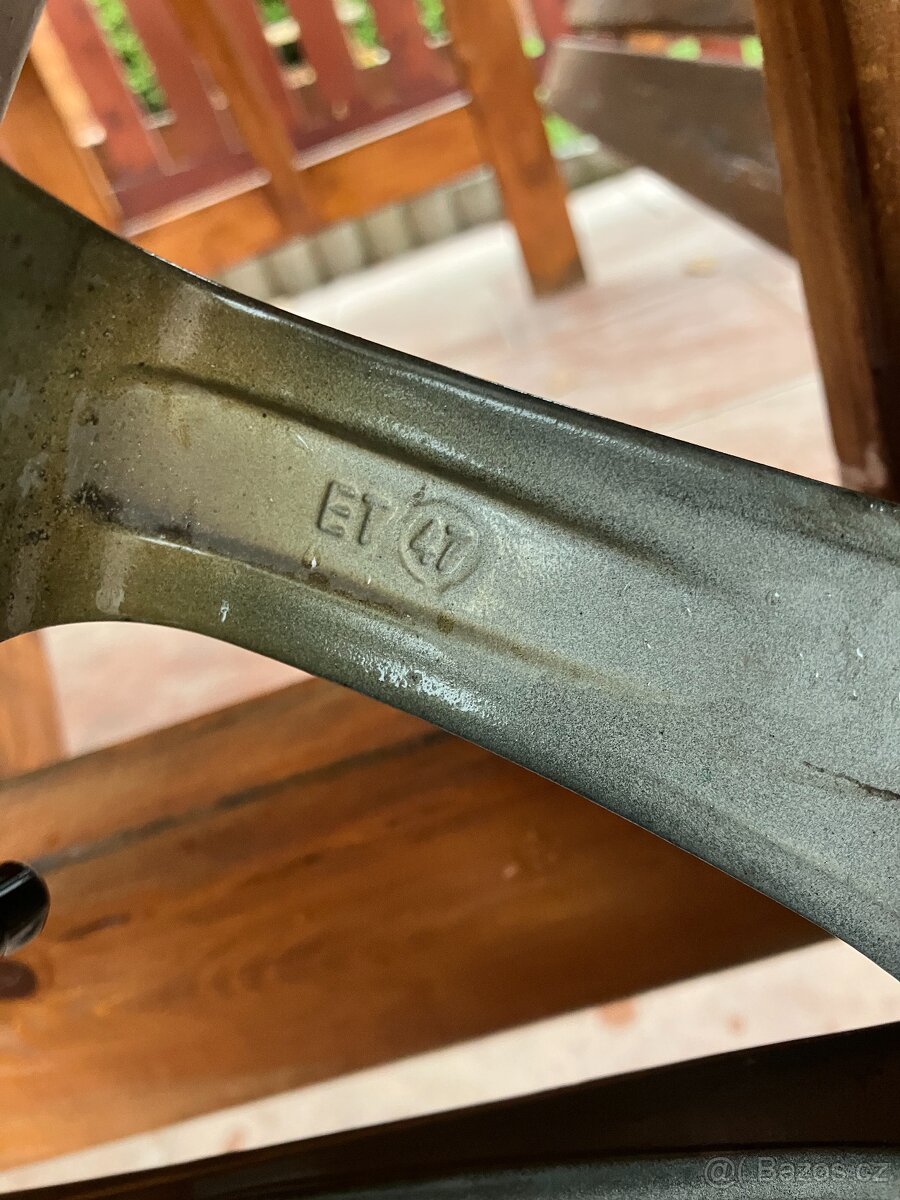 Rial 7Jx17 H2 ET47- zimní pneu Infinity 205/50 R17 - 6