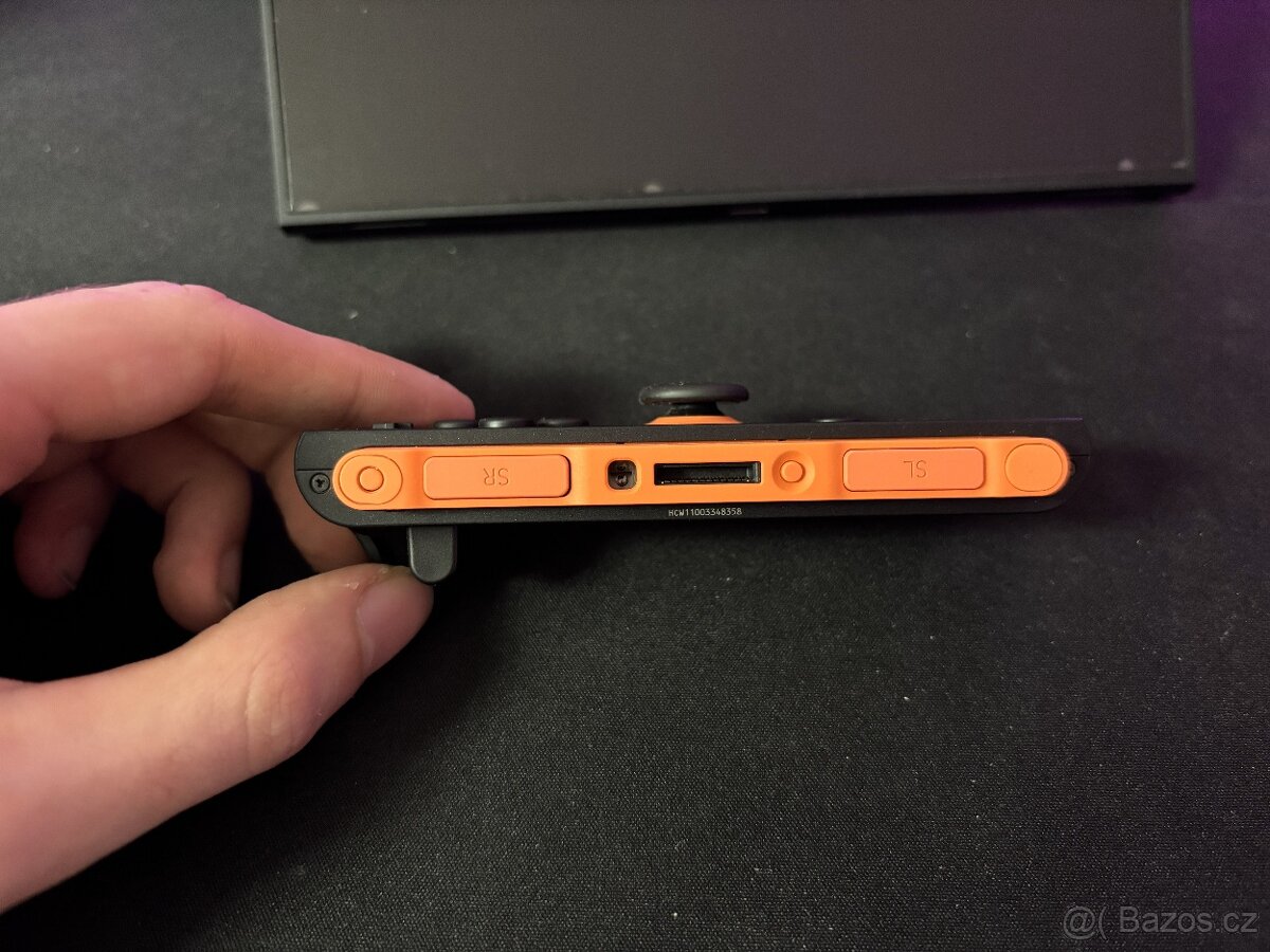 Nintendo switch 2 + pouzdro(originální od nintenda) - 6