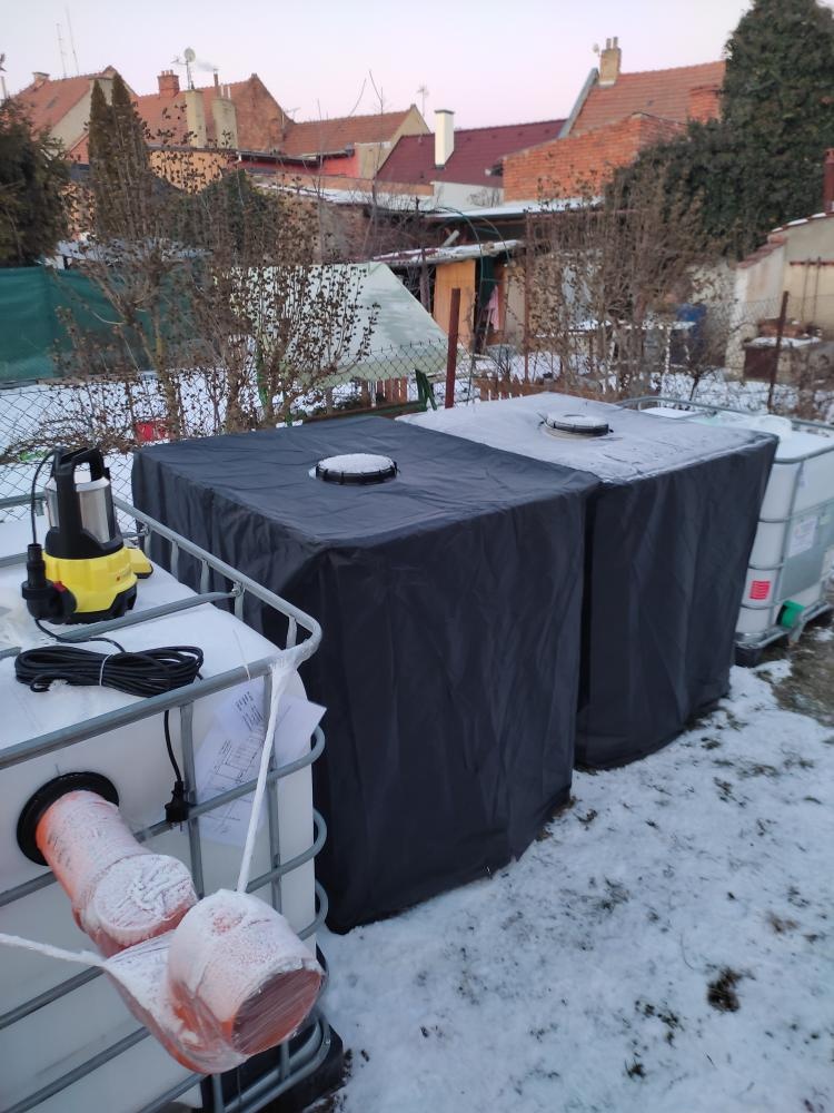 Obal na IBC KONTEJNER 1000l, cena 400.-Kč, PROSTĚJOV - 6