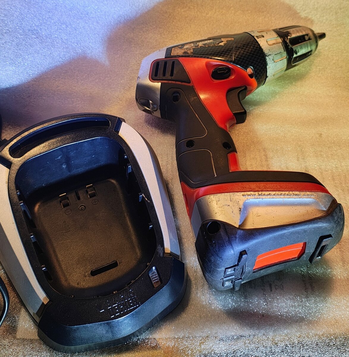 Aku vrtačka Black & Decker Li Ion 14,4V - 6