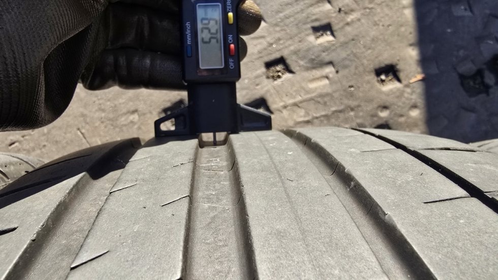 Letní pneu 225/40/18 Michelin - 6