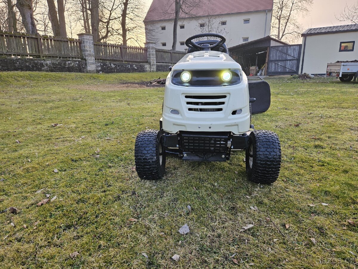 Zahradní traktor MTD DL 92T - 6