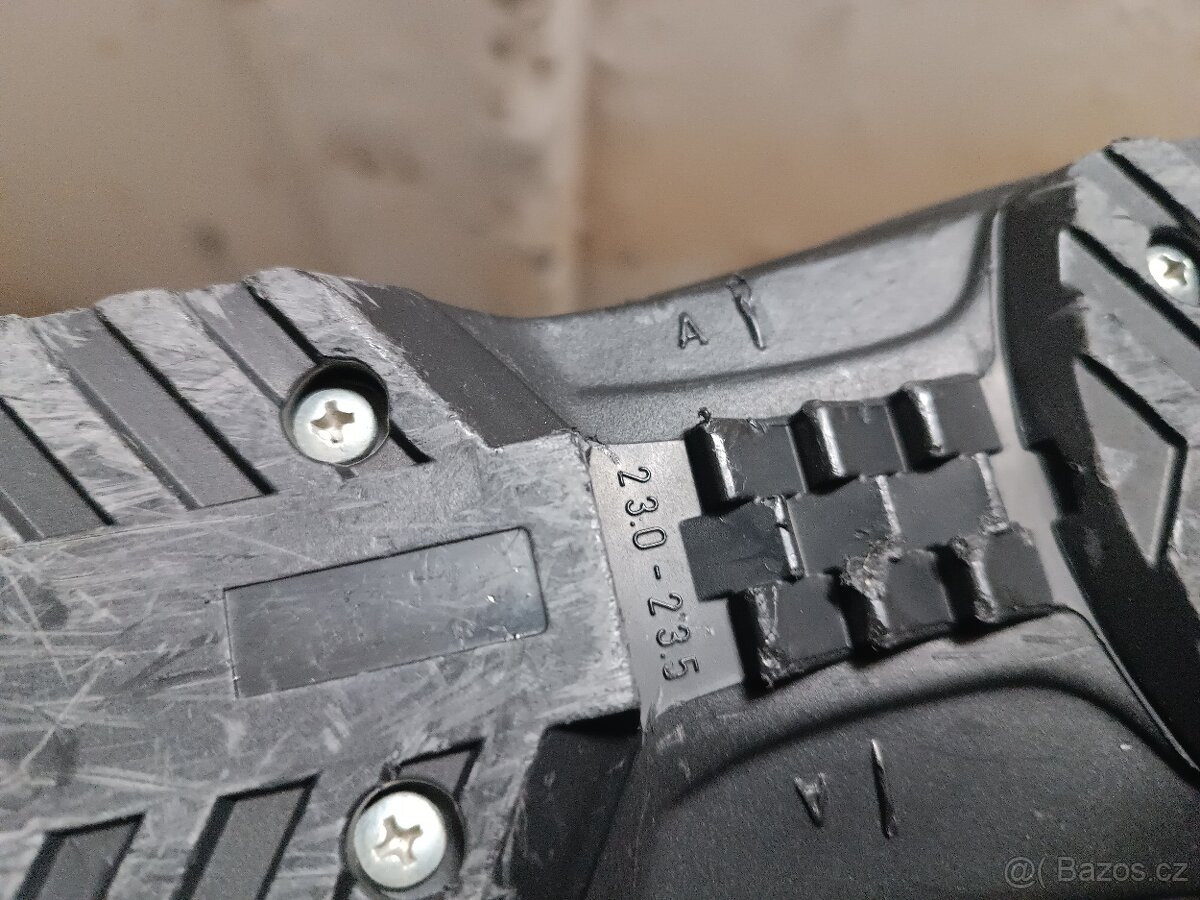 lyže + 2x lyžáky - 6