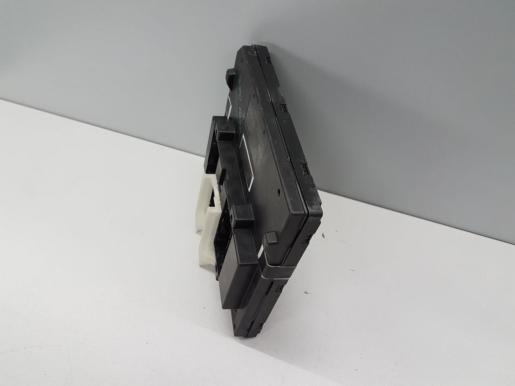 Jednotka palubní sítě a komfort -BCM 5Q0937084CJ Octavia III - 6