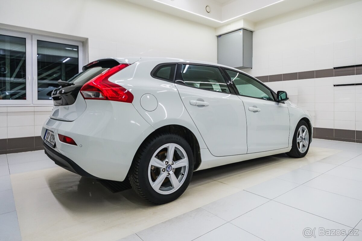 Volvo V40 2014, D2, el. kožená sedadla, bi-xenony,TFT, - 6