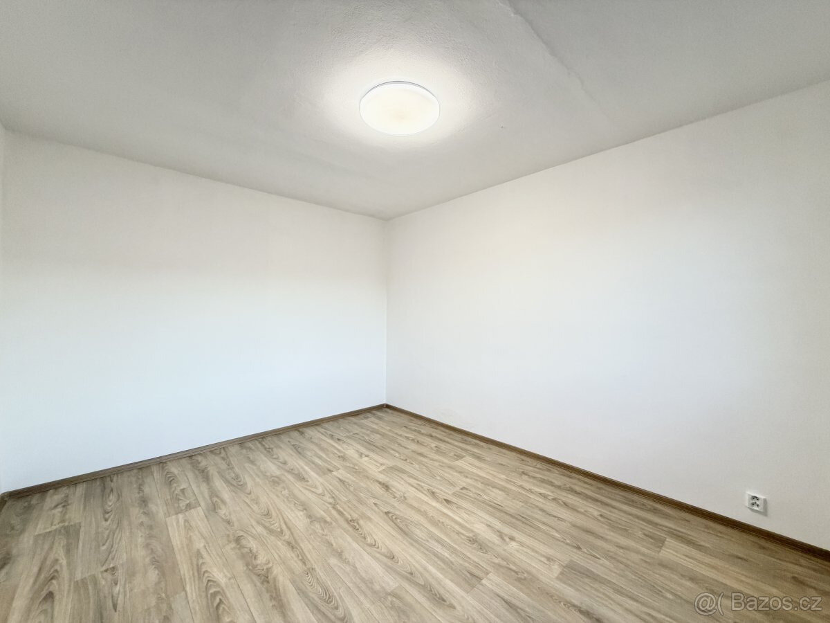 Pronájem bytu 3+1, Anglická, Liberec, 17000 Kč/měs, 69 m2 - 6