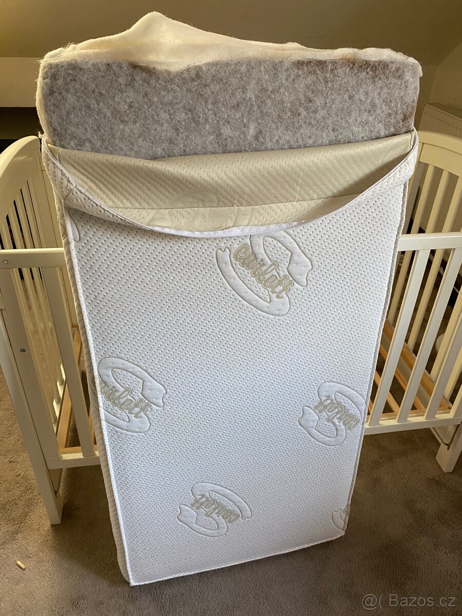 Bílá dřevěná postýlka - 6