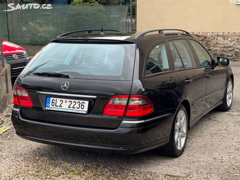 Mercedes-Benz Třídy E, 280,FACELIFT,XENONY,KŮŽE,TAŽNÉ - 6