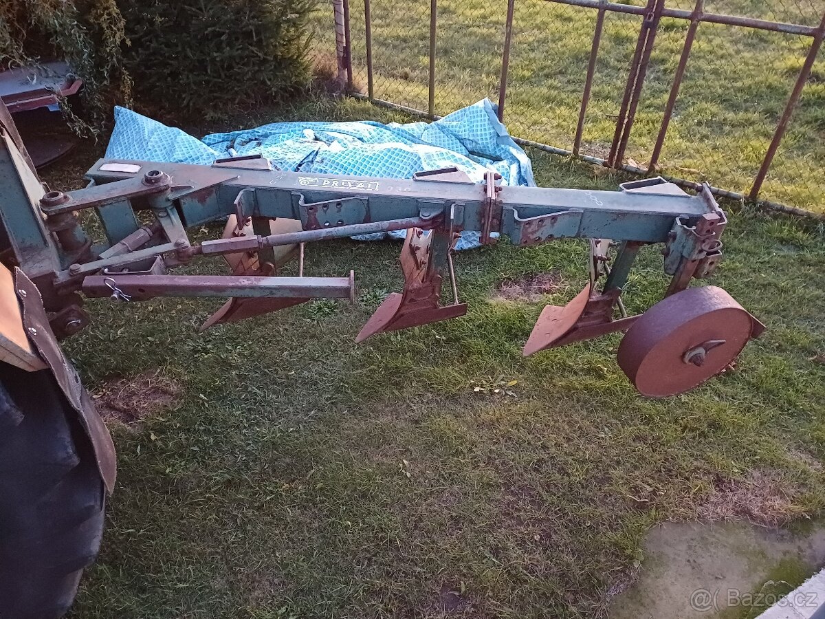 Pluh za traktor, 3 radličný Roudnický Privat PL3-101 - 6