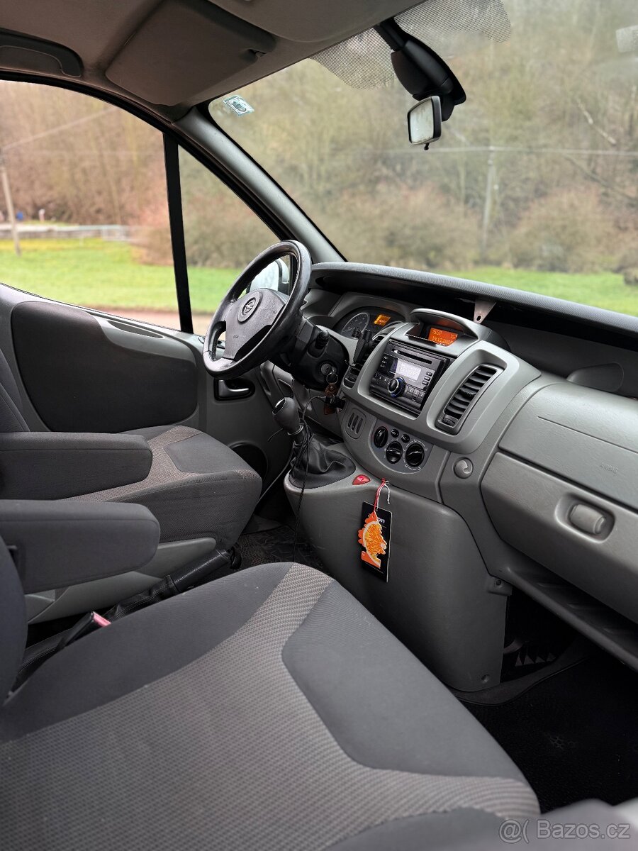 Opel Vivaro 2.0CDTI - 6