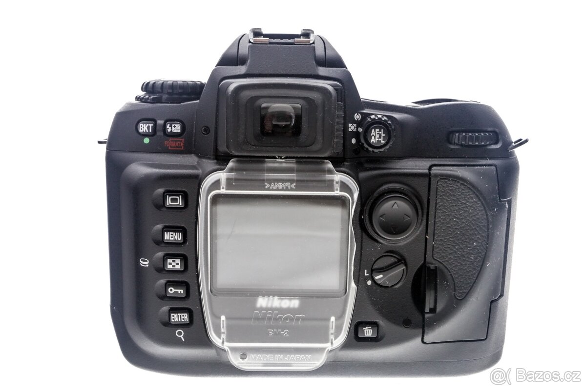 Zrcadlovka Nikon D100 + 18-55mm - 6