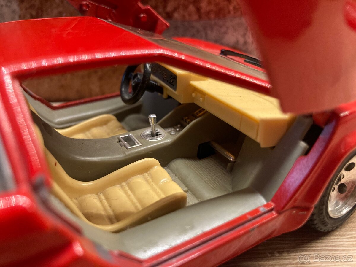 BURAGO - 2x LAMBORGHINI COUNTACH. - 6