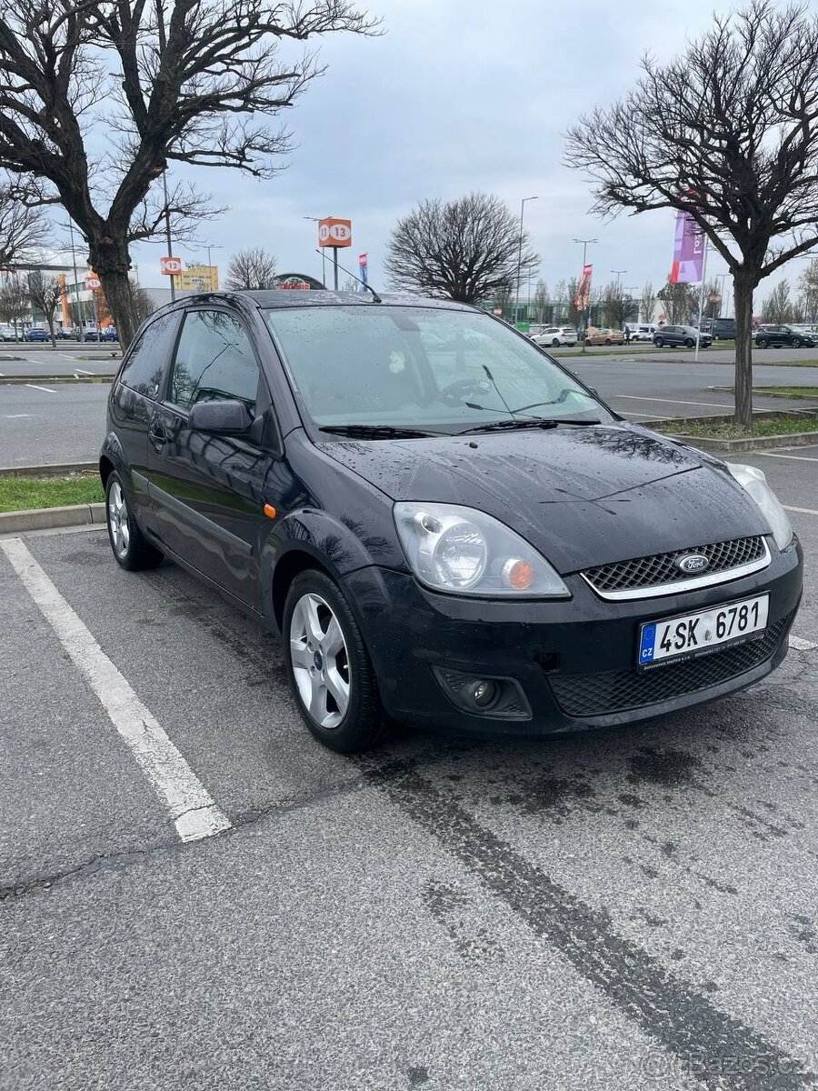 Ford fiesta 1.4tdci 2009 - 6