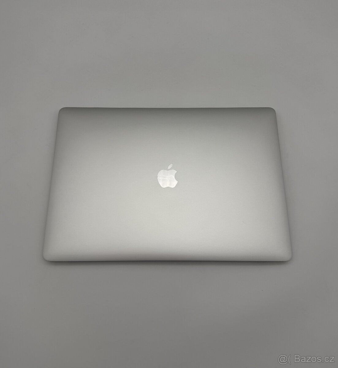 MacBook Pro 15" 2018 Silver + ZÁRUKA - 6