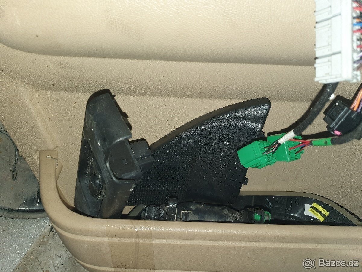 Díly Land rover Freelander TD4 vstřik , sklo, roleta kufru - 6