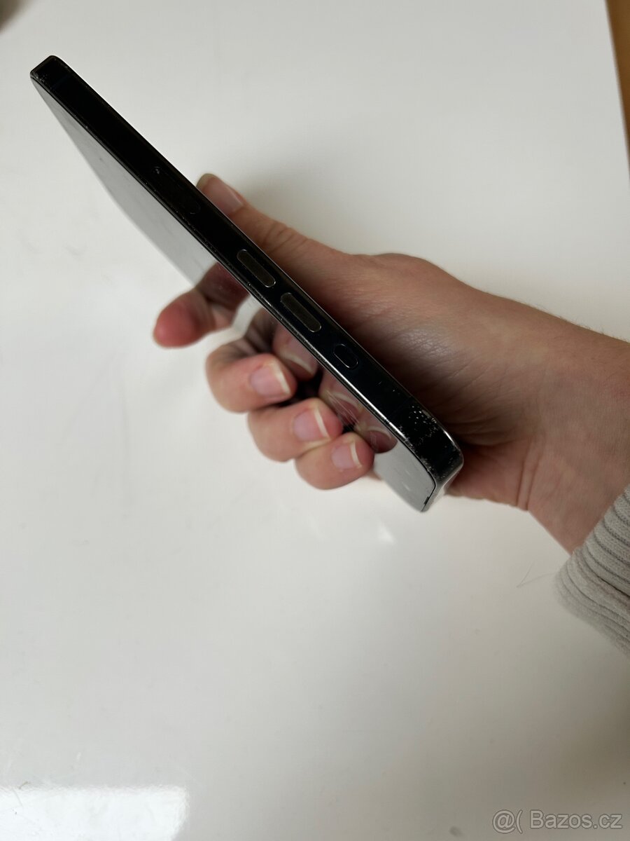 iPhone 15 pro 128 GB - 6