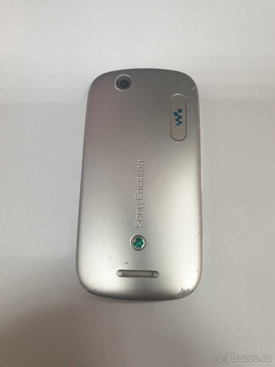 Sony Ericsson Zylo W20i - 6
