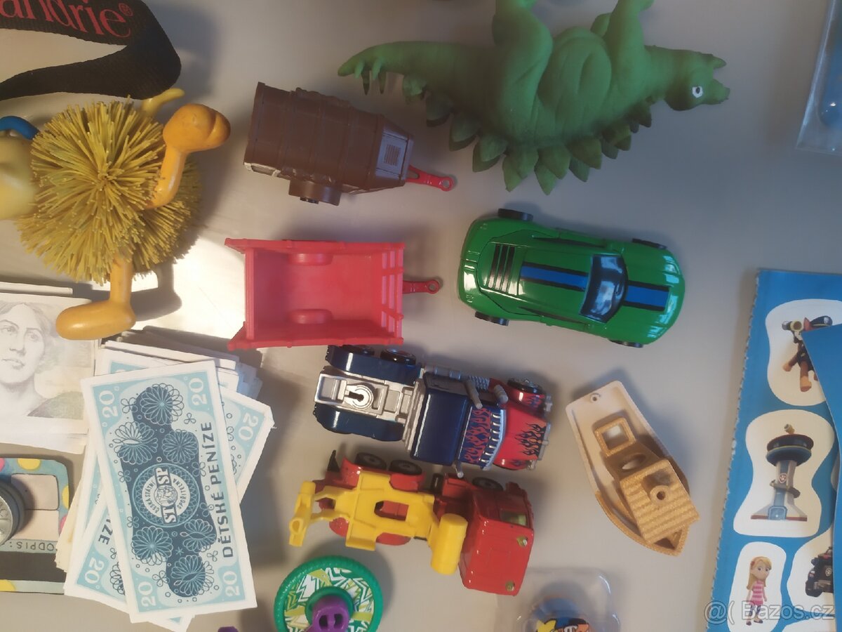 Mix různých hraček - 6