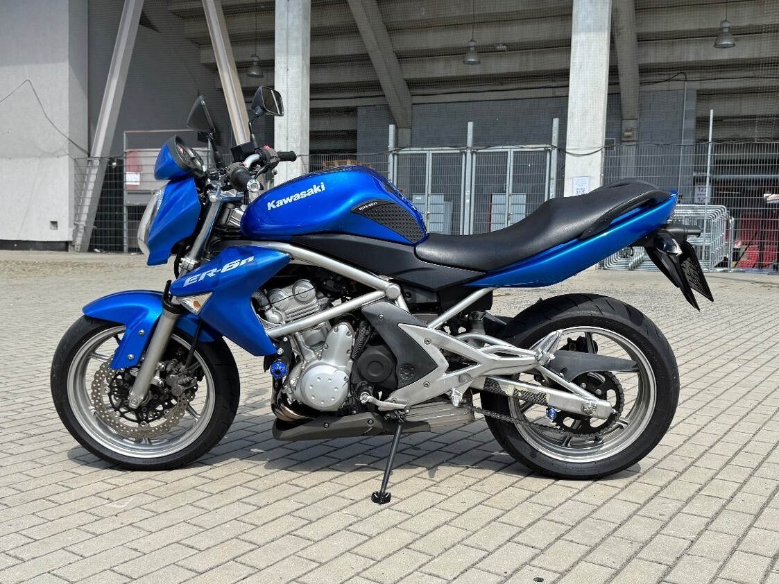 Kawasaki ER-6N 53kW 10/2008, 20TKM, Nové pneu, STK 2029 - 6