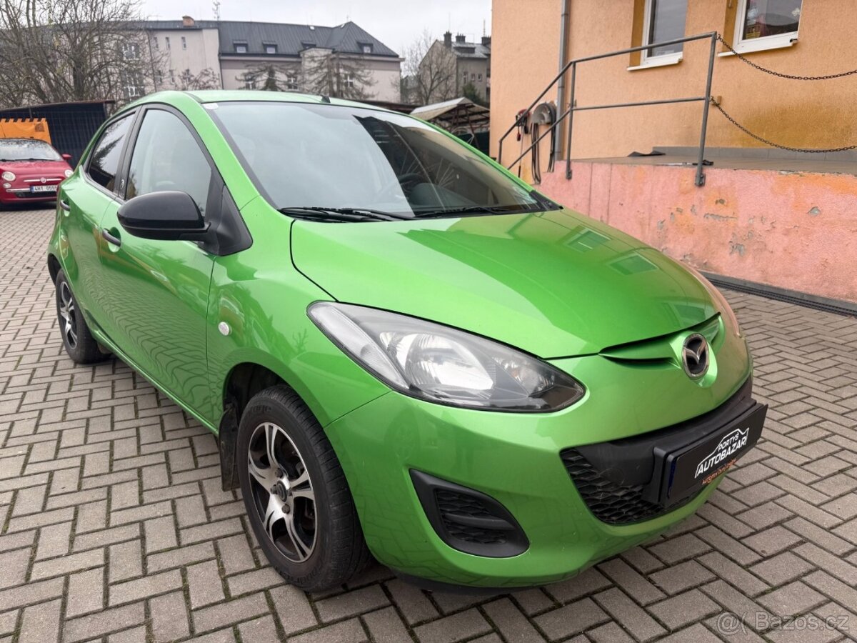 Mazda 2 1.3 - 6