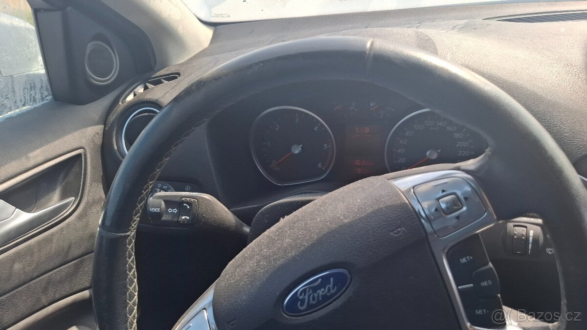 Ford mondeo na náhradní díly - 6