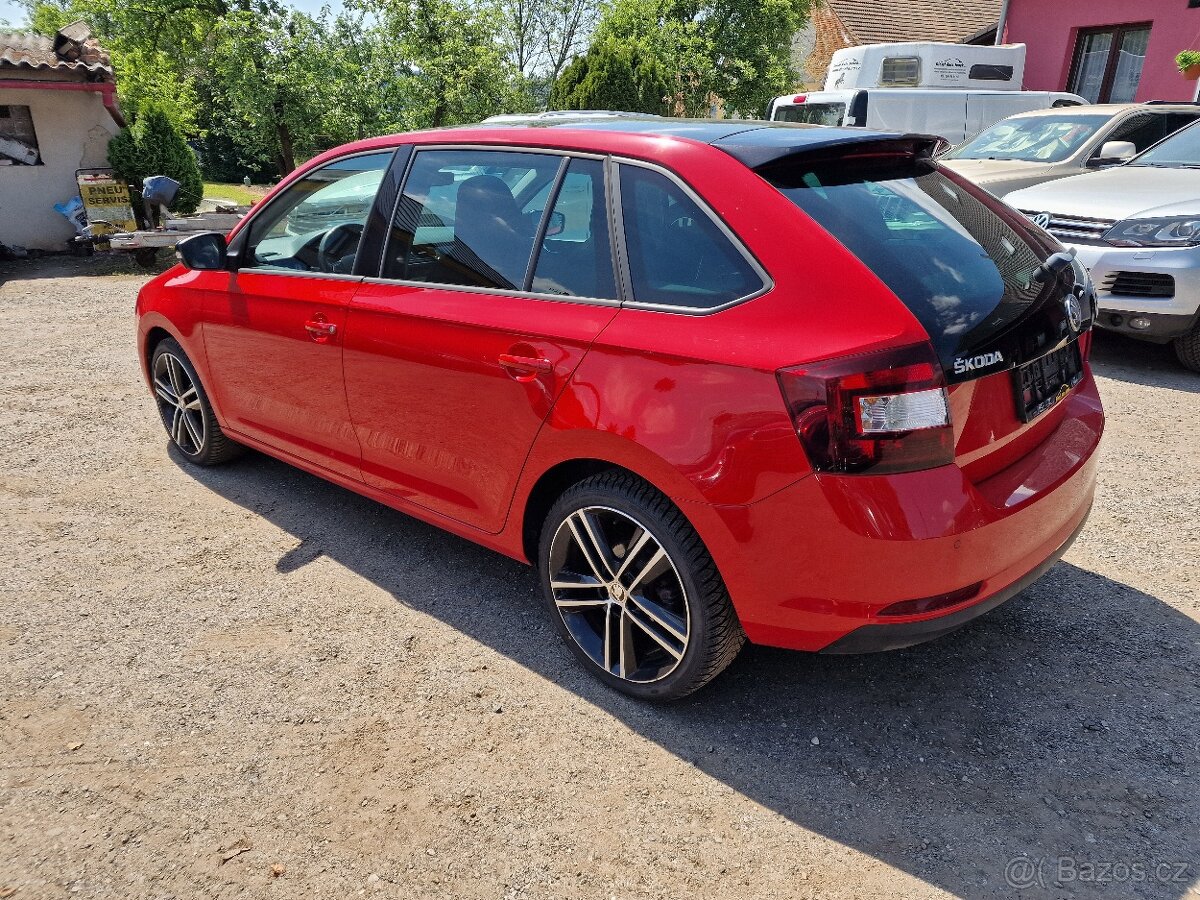 ŠKODA RAPID SPACEBACK 1.6 TDI 85KW STYLE PLUS - 6