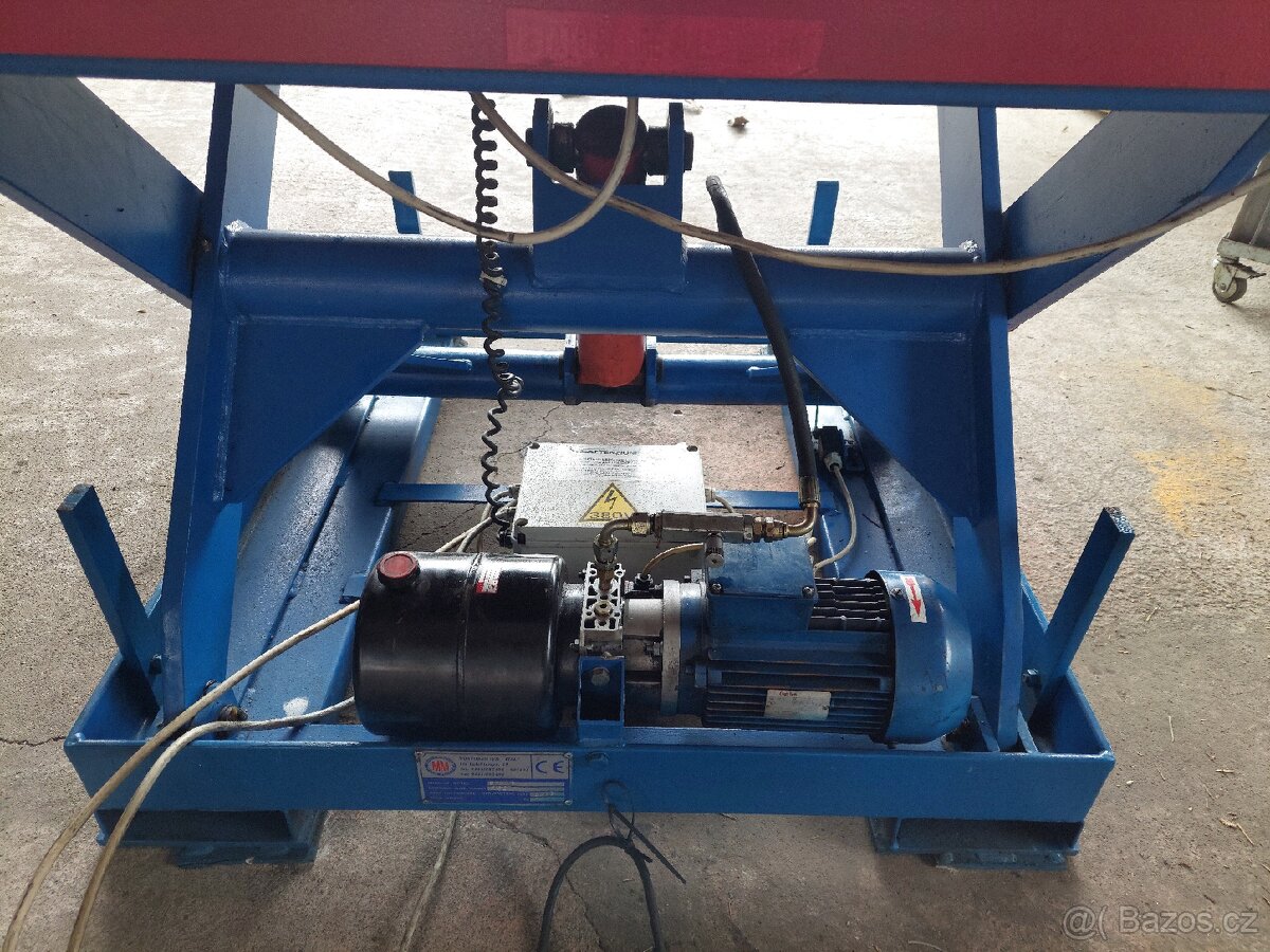 Zdvihací plošina - hydraulická 3,5t - 6