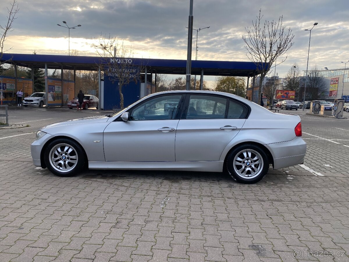 BMW E90 318d - 6
