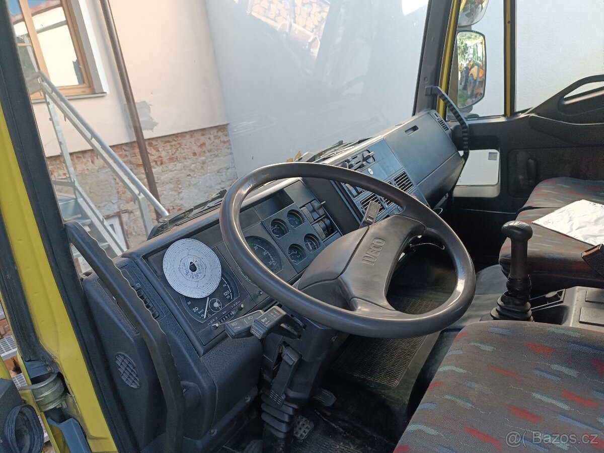 Iveco s hydraulickou rukou - 6