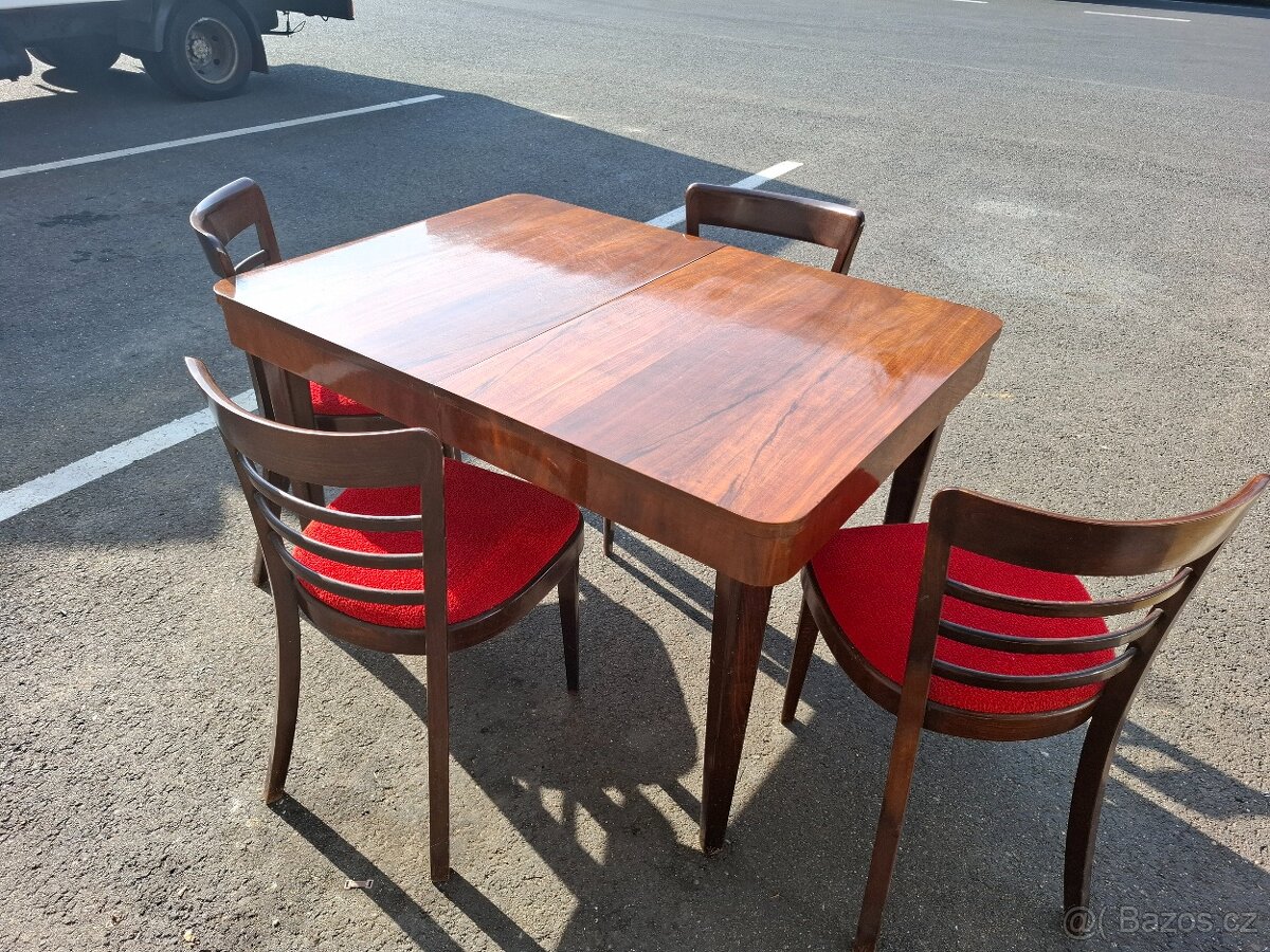 Jídelní stůl Halabala + židle Ton - 6