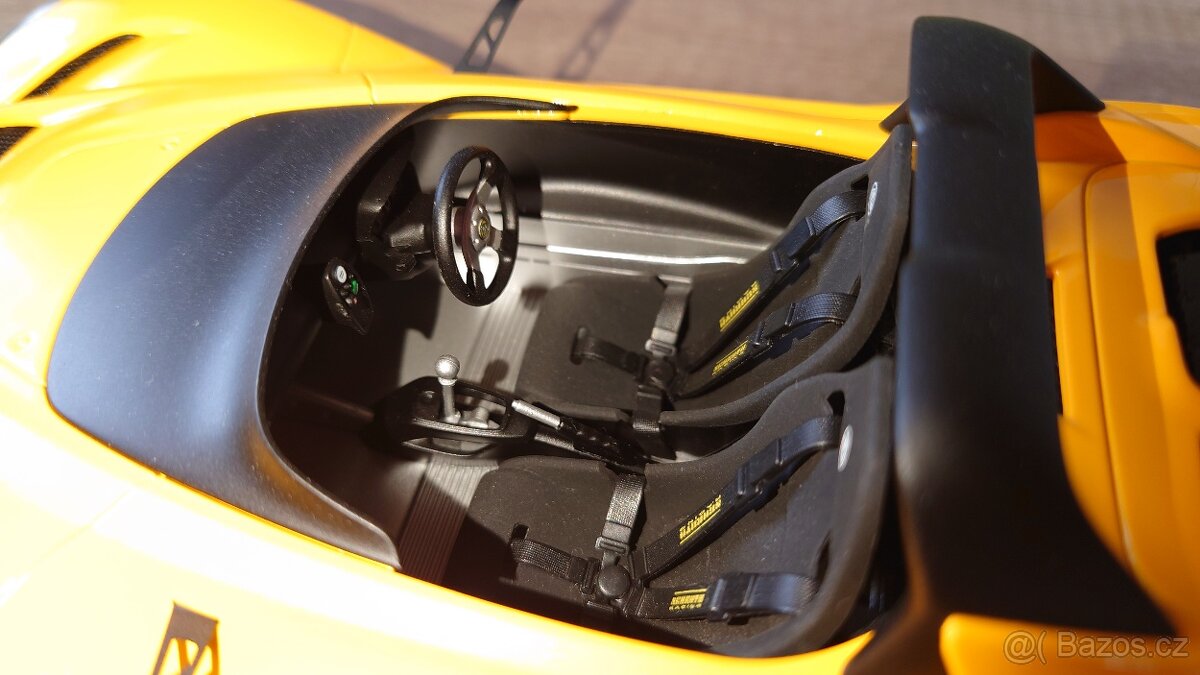 Lotus 3-Eleven - 1:18 AutoArt - 6