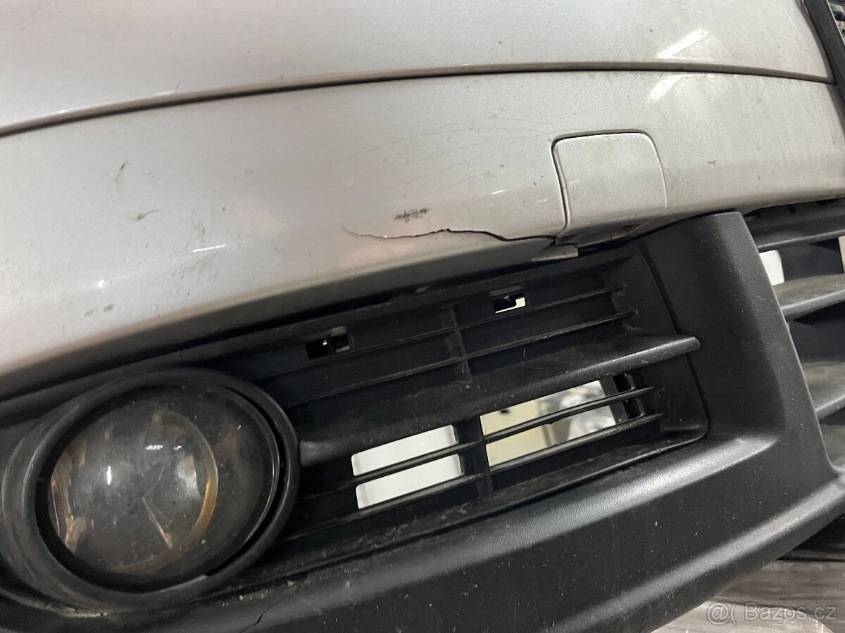 Vw Touran přední zadní nárazník LA7W stříbrný maska - 6